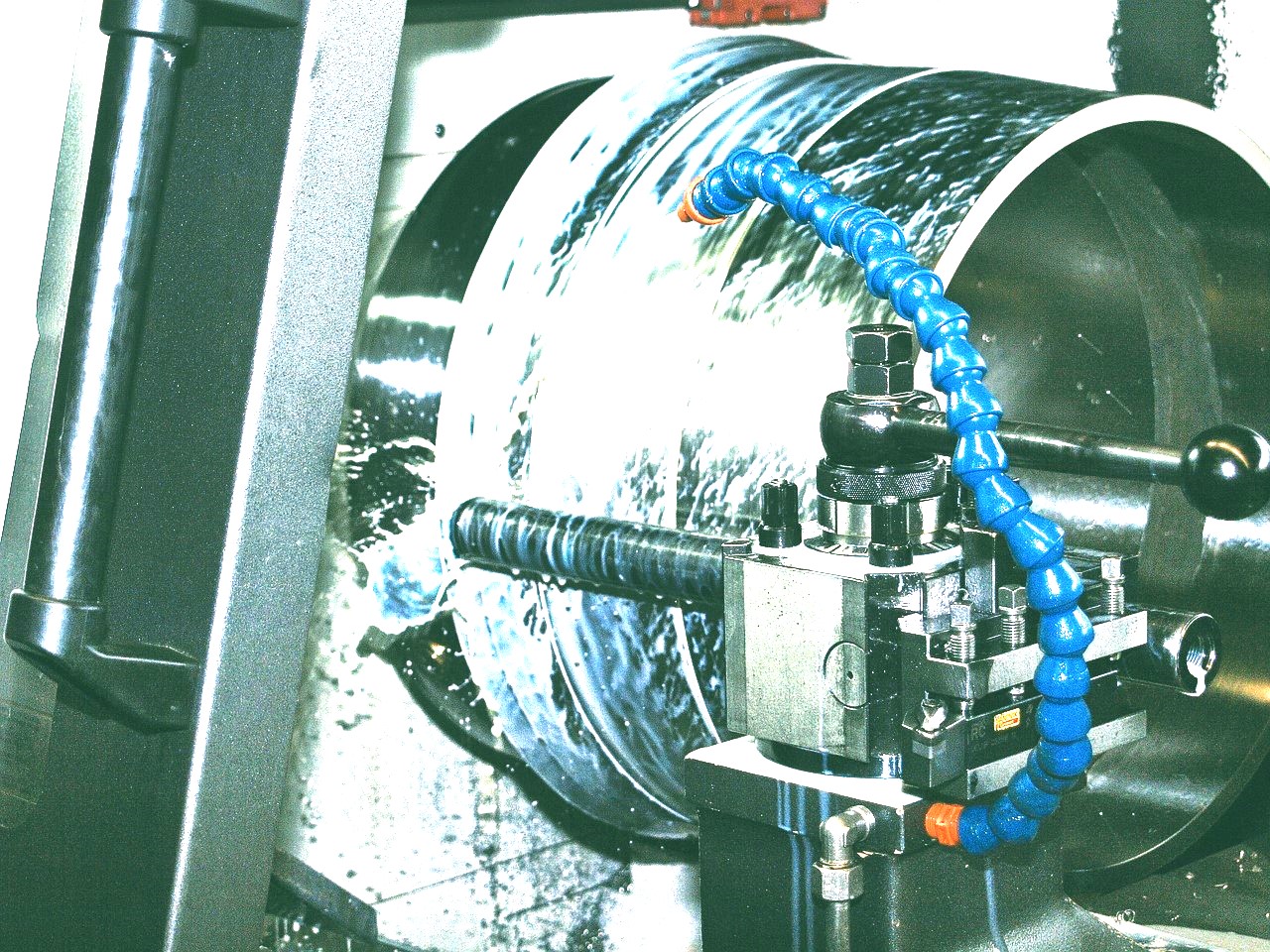 現代製造業的魔法之舞：CNC車銑複合加工技術的優雅進化